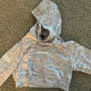 Alphalete cropped hoodie